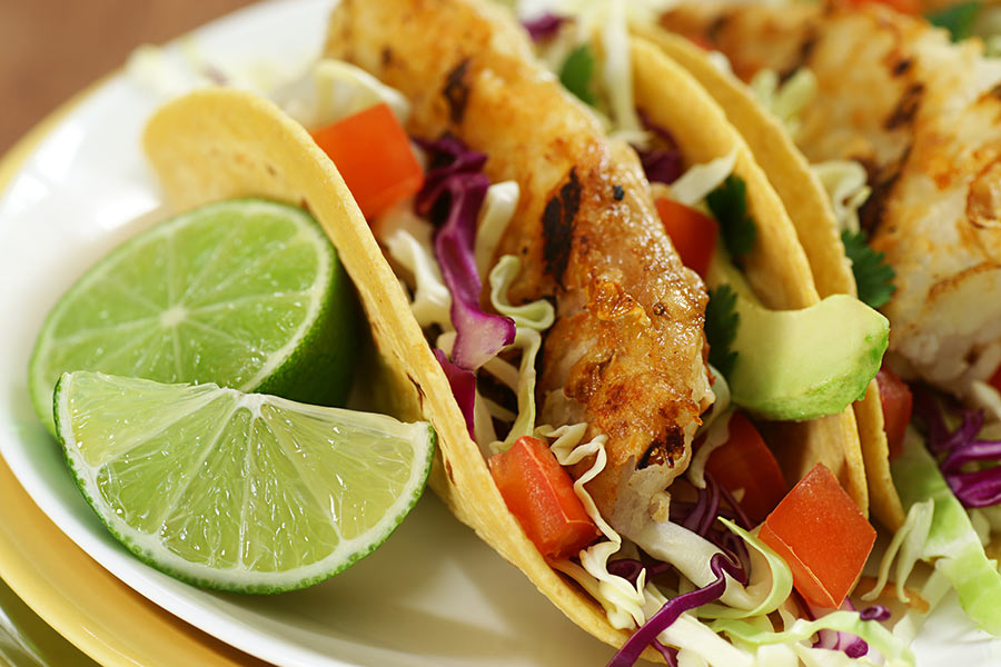 Crappie fish tacos with lime