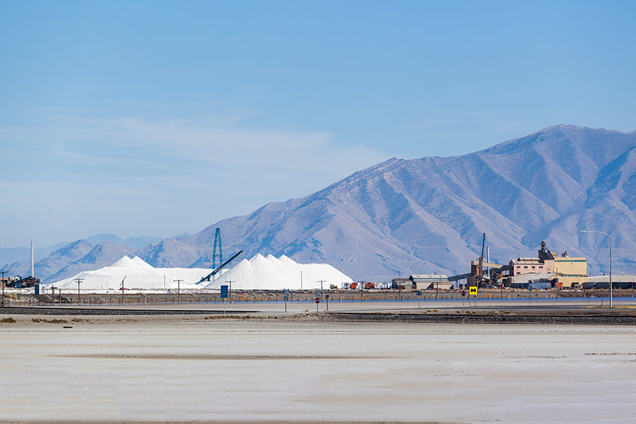 great-salt-lake-salt-factory.jpg