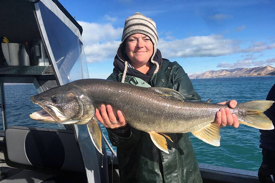 https://wildlife.utah.gov/news_photos/2023-05-18-lake-trout-at-bear-lake.jpg